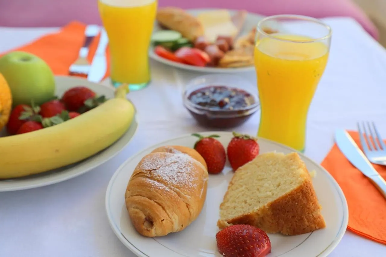****  Oskar Hotel Sarande Albania