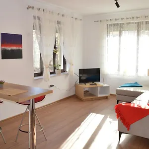 rh-tirana-centre.hotels-in-tirana.com/