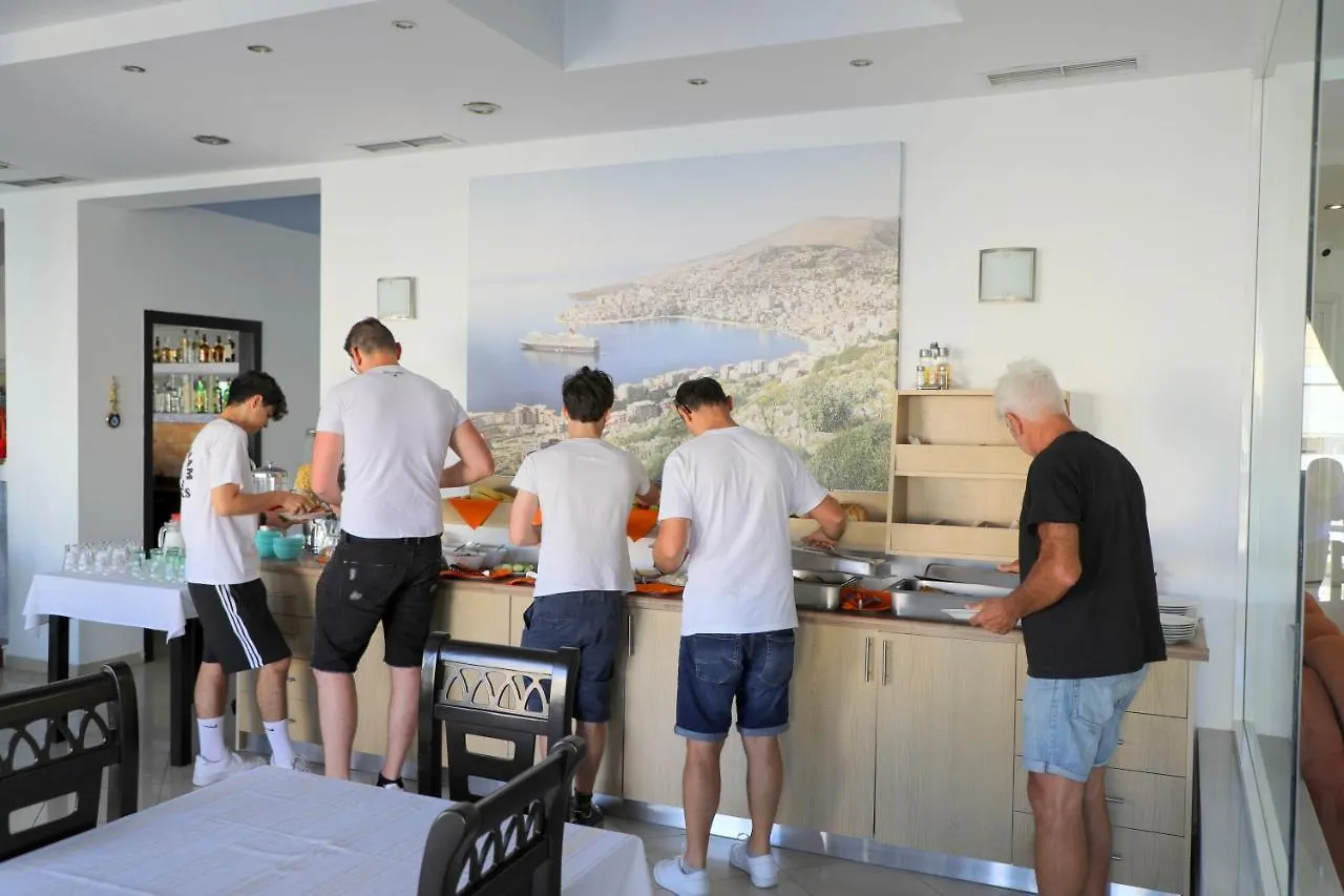 Oskar Hotel Sarandë 4*,  Albanien