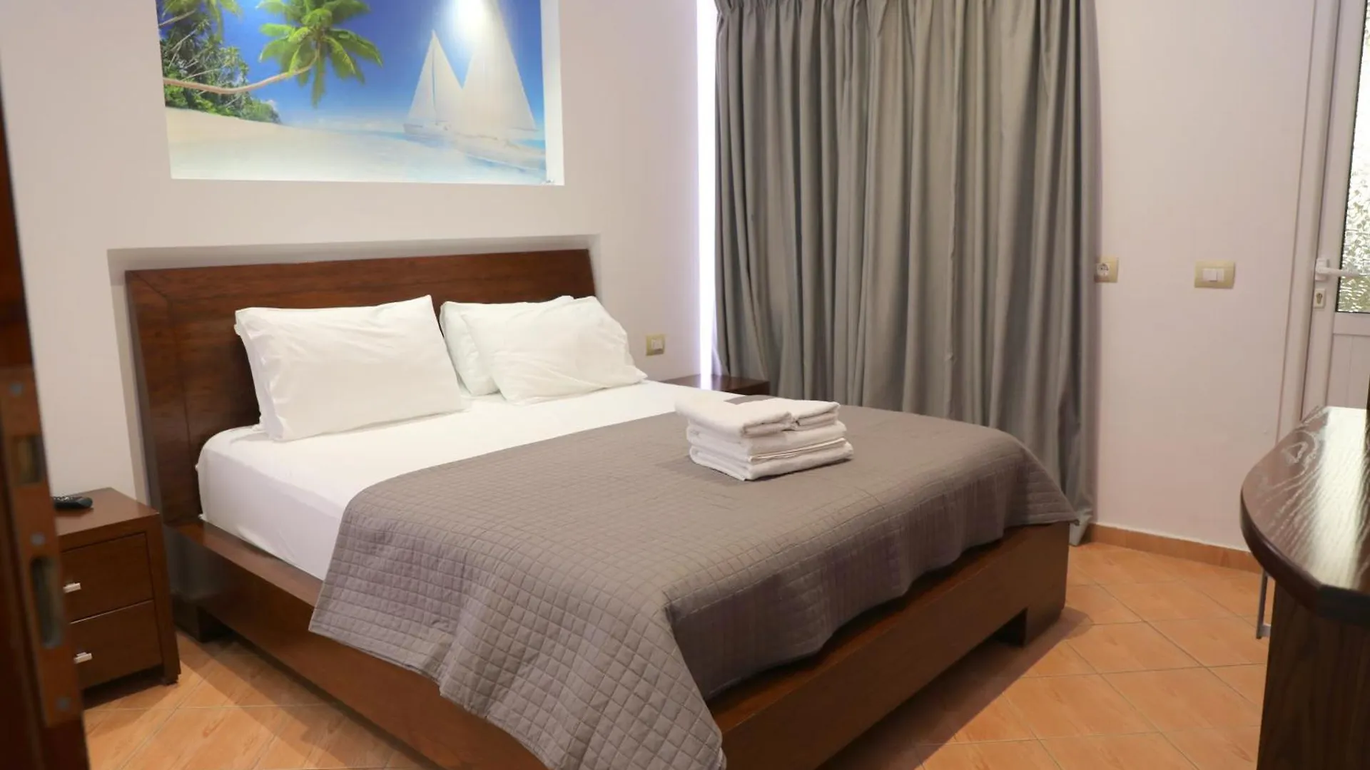 Oskar Hotel Sarandë